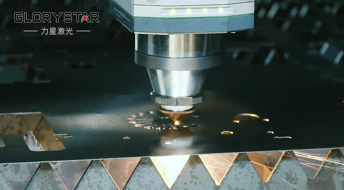 激光切割機(jī)在廚衛(wèi)行業(yè)的應(yīng)用解決方案 激光切割機(jī)在廚衛(wèi)行業(yè)的應(yīng)用解決方案