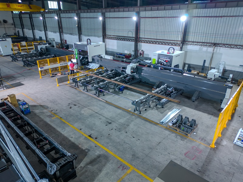 重型管材激光切管機(jī)2.jpg 重型管材激光切管機(jī)2.jpg