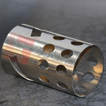 ???三卡盤激光切管機(jī) ???三卡盤激光切管機(jī)