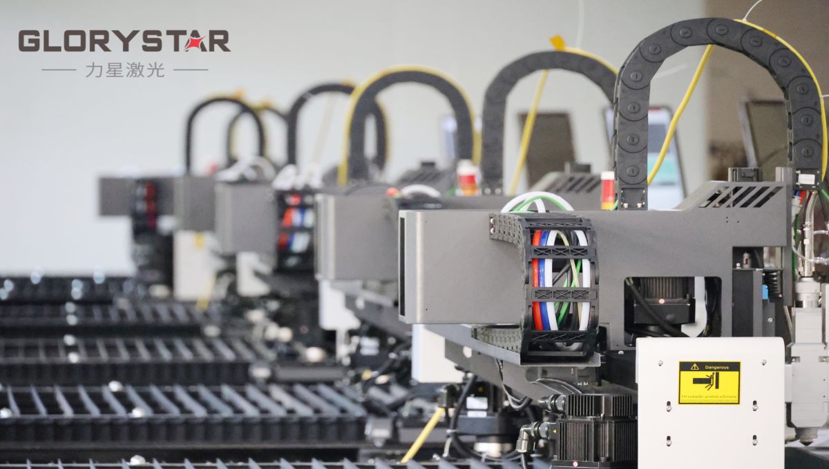 激光切割機鏡片出現油水怎么辦？看完你就學會